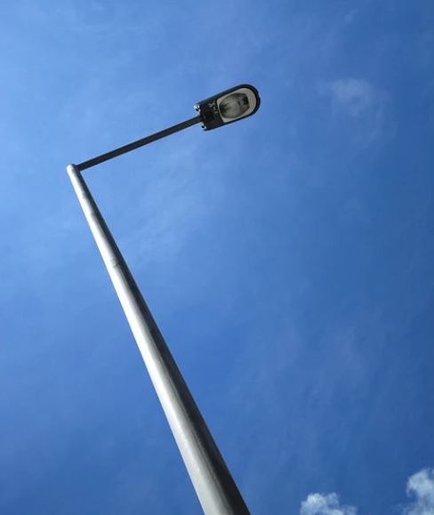 Poste cónico 10 metros galvanizado - Imagen 9